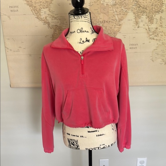 - LULULEMON Softstreme Half Zip Hoodie - Picture 1 of 6